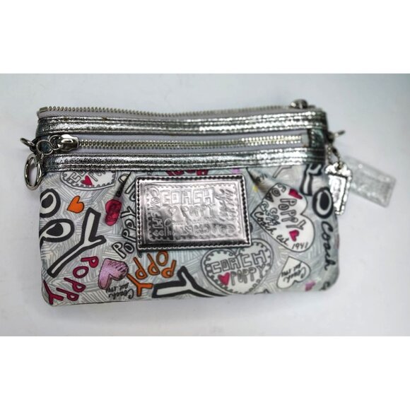 Coach Poppy Graffiti Gray Silver Wristlet Purse, Hearts, Y2K, Zip Close, READ - Picture 2 of 7